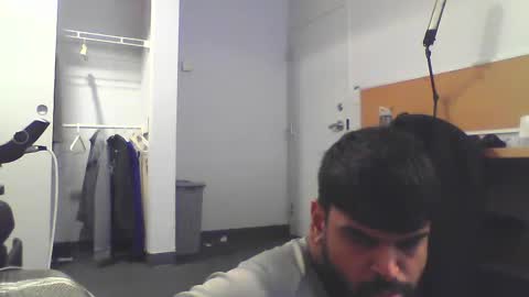 Snapshot of sundoog chatting on March 4, 5:34 pm Sundoog online show from March 4, 5:34 pm