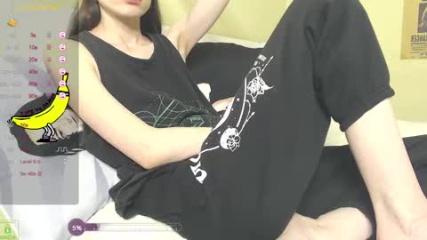 Snapshot of sundragon_ chatting on February 27, 11:26 pm Vicky online show from February 27, 11:26 pm