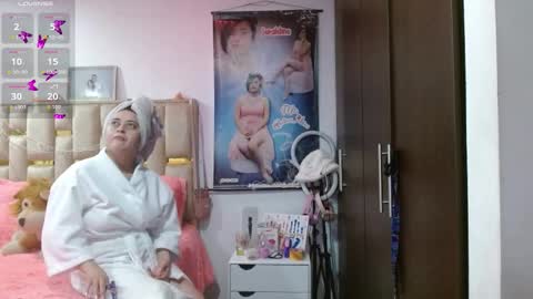 Jeraldine online show from October 21, 1:11 am