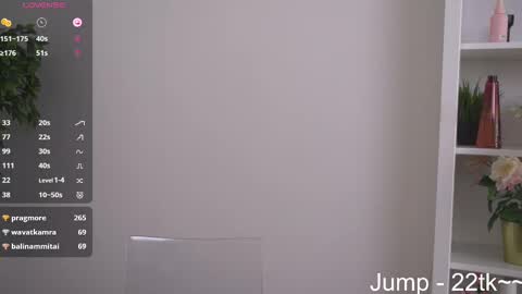 Snapshot of sunmiu chatting on March 9, 8:07 am Mlu online show from March 9, 8:07 am