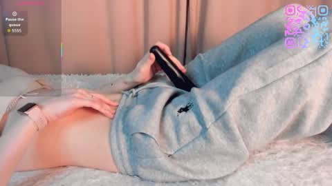 Kiki online show from April 2, 1:13 am