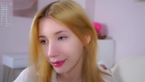 Lily online show from February 3, 2:43 pm