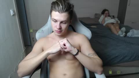 Snapshot of sunny1girl chatting on February 17, 6:50 pm Alice and Sergey online show from February 17, 6:50 pm