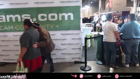 Sunny420 online show from December 7, 1:30 am