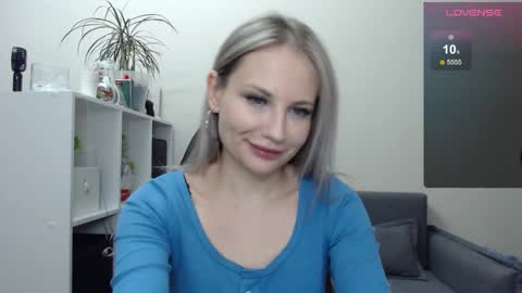 Naomi online show from February 10, 6:35 pm