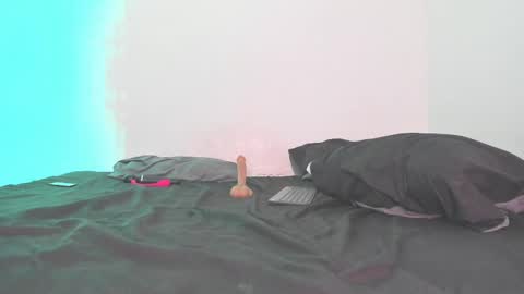 Christian Vanessa online show from October 3, 12:20 am