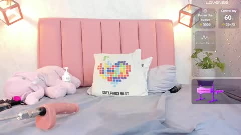  S U N N Y online show from February 8, 11:13 pm