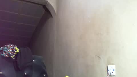 Sunnyblack2 online show from October 28, 11:11 am