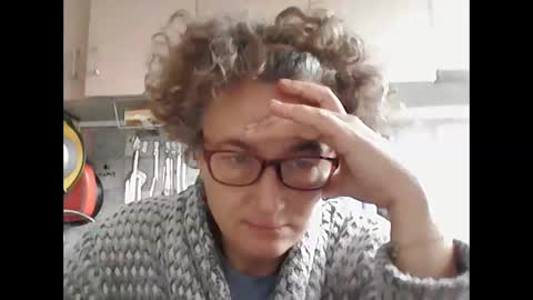 sunnylarrah11 online show from September 12, 6:48 am