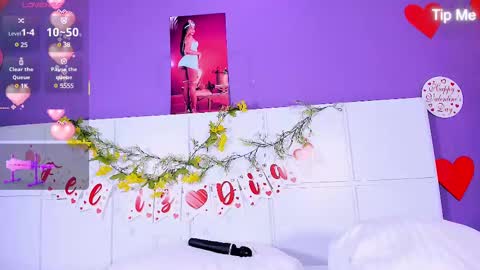 Snapshot of sunnypage chatting on February 12, 9:01 pm online show from February 12, 9:01 pm