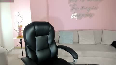 Sunny Rivers online show from October 19, 10:53 am