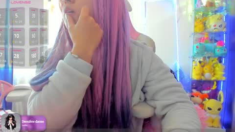 Snapshot of sunofureku_melody chatting on January 29, 6:07 pm RAVENCLAU GIRL online show from January 29, 6:07 pm