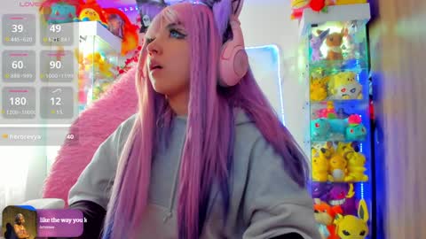 Snapshot of sunofureku_melody chatting on January 28, 2:42 pm RAVENCLAU GIRL online show from January 28, 2:42 pm