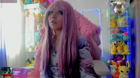 Snapshot of sunofureku_melody chatting on February 12, 5:37 pm RAVENCLAU GIRL online show from February 12, 5:37 pm