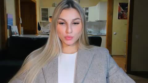 sunsetwithava online show from February 22, 7:05 pm