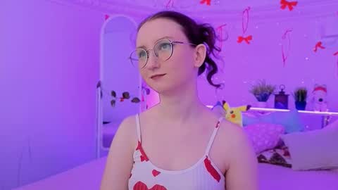 Alice online show from February 4, 2:10 pm