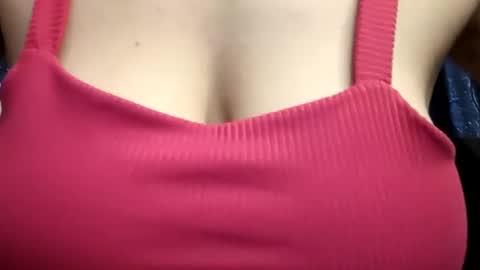 Snapshot of sunshine_days chatting on March 7, 12:15 am Annie online show from March 7, 12:15 am