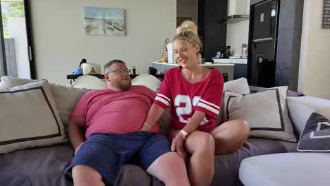 Ava online show from February 9, 7:23 am