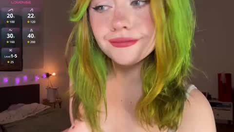 Lina online show from March 3, 7:10 pm