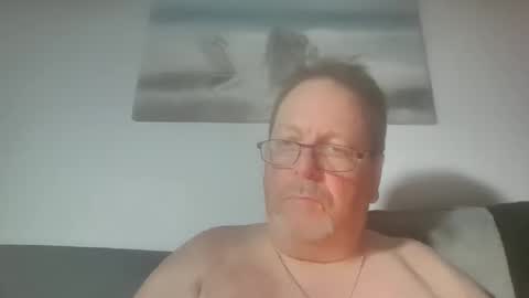 Sunspotbaby online show from May 20, 5:04 am