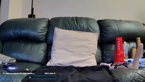 Thomas online show from March 5, 1:47 am