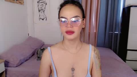 Im val online show from April 4, 12:06 am