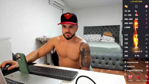 supermanboyxxl online show from October 17, 6:39 am