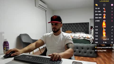 supermanboyxxl online show from October 9, 5:57 am