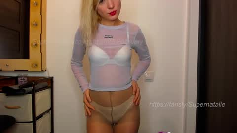 Snapshot of supernatalie chatting on February 26, 11:54 am Natalie online show from February 26, 11:54 am