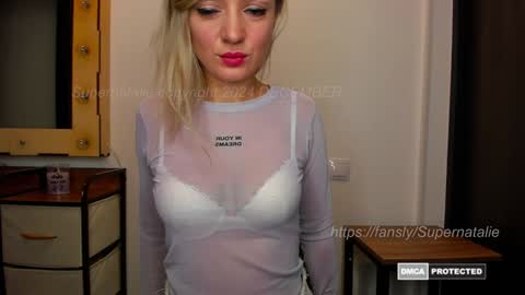 Snapshot of supernatalie chatting on December 13, 11:45 am Natalie online show from December 13, 11:45 am