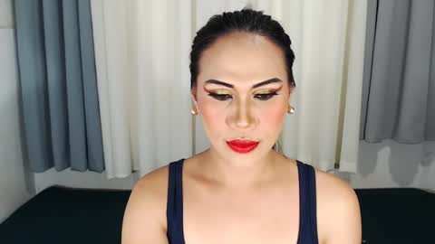 Snapshot of supernatalie_ chatting on February 8, 1:54 pm Natalie Portman online show from February 8, 1:54 pm