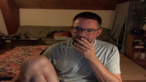 supersquirrel81 online show from May 23, 1:23 am