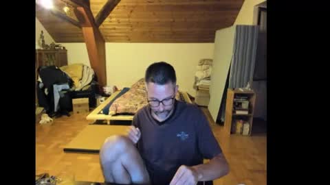 supersquirrel81 online show from July 20, 1:08 am