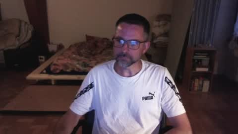 supersquirrel81 online show from July 10, 3:33 am
