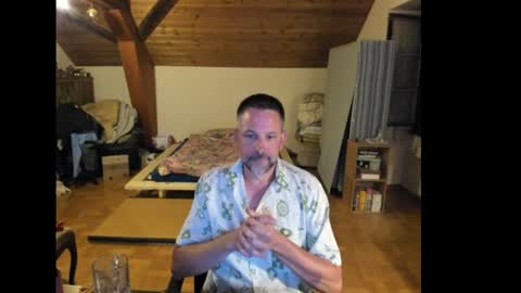 supersquirrel81 online show from July 18, 10:12 pm
