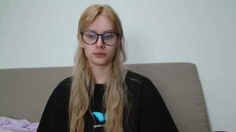 Luna online show from February 1, 8:17 pm