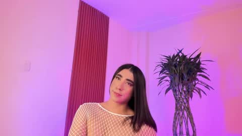 Snapshot of suprasexyjohn chatting on March 4, 6:18 pm llllSupra llll online show from March 4, 6:18 pm