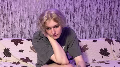 Snapshot of susan228 chatting on January 19, 3:18 am Vladiva online show from January 19, 3:18 am