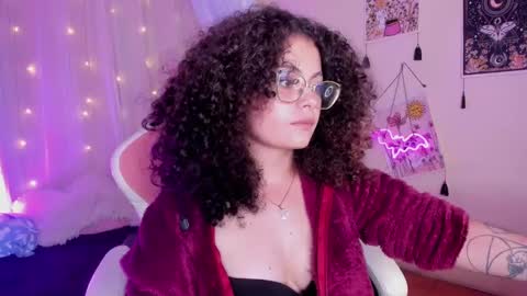 Susan online show from December 27, 9:43 pm