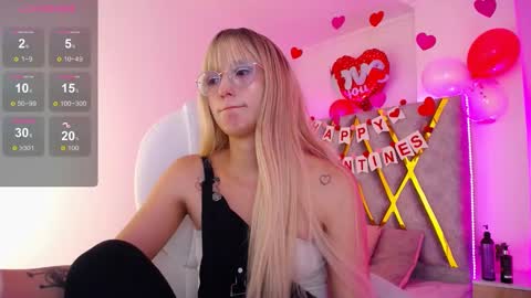 Susan online show from February 13, 2:42 pm