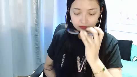 Snapshot of susana_hank chatting on March 1, 7:37 pm susana online show from March 1, 7:37 pm