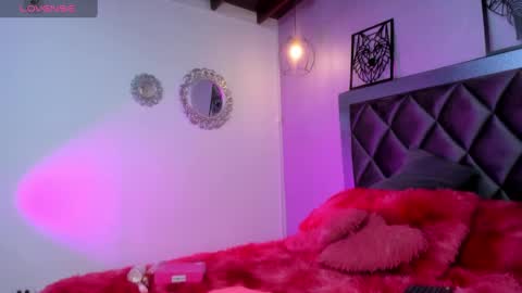 Susana W online show from February 25, 11:43 am
