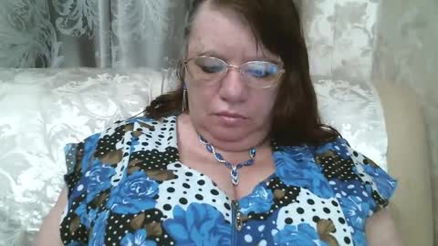 SusanaAhSun online show from March 6, 12:15 pm