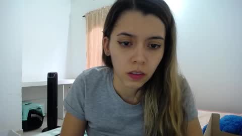Snapshot of susanaduncann chatting on February 25, 9:37 pm Susana online show from February 25, 9:37 pm