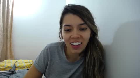 Snapshot of susanaduncann chatting on February 26, 2:19 am Susana online show from February 26, 2:19 am
