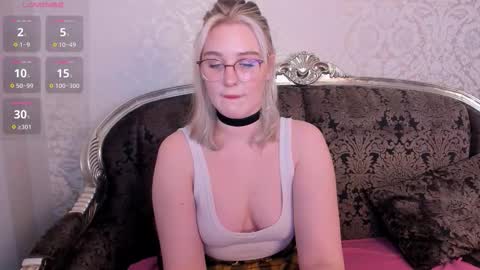 susanbev online show from February 4, 7:12 am