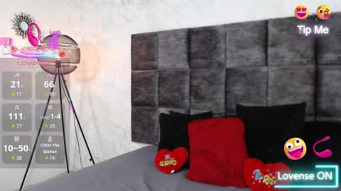 Susan online show from September 8, 7:46 pm