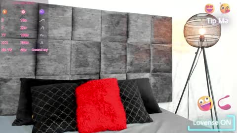 Susan online show from February 10, 9:36 pm