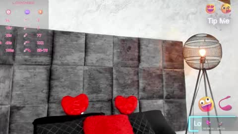 Susan online show from February 22, 7:03 pm