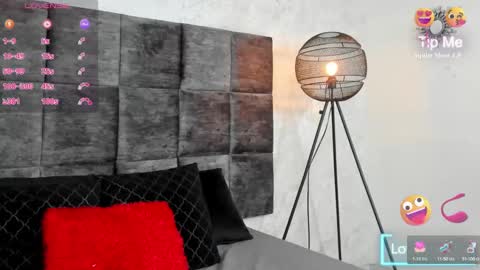 Susan online show from January 24, 7:49 pm